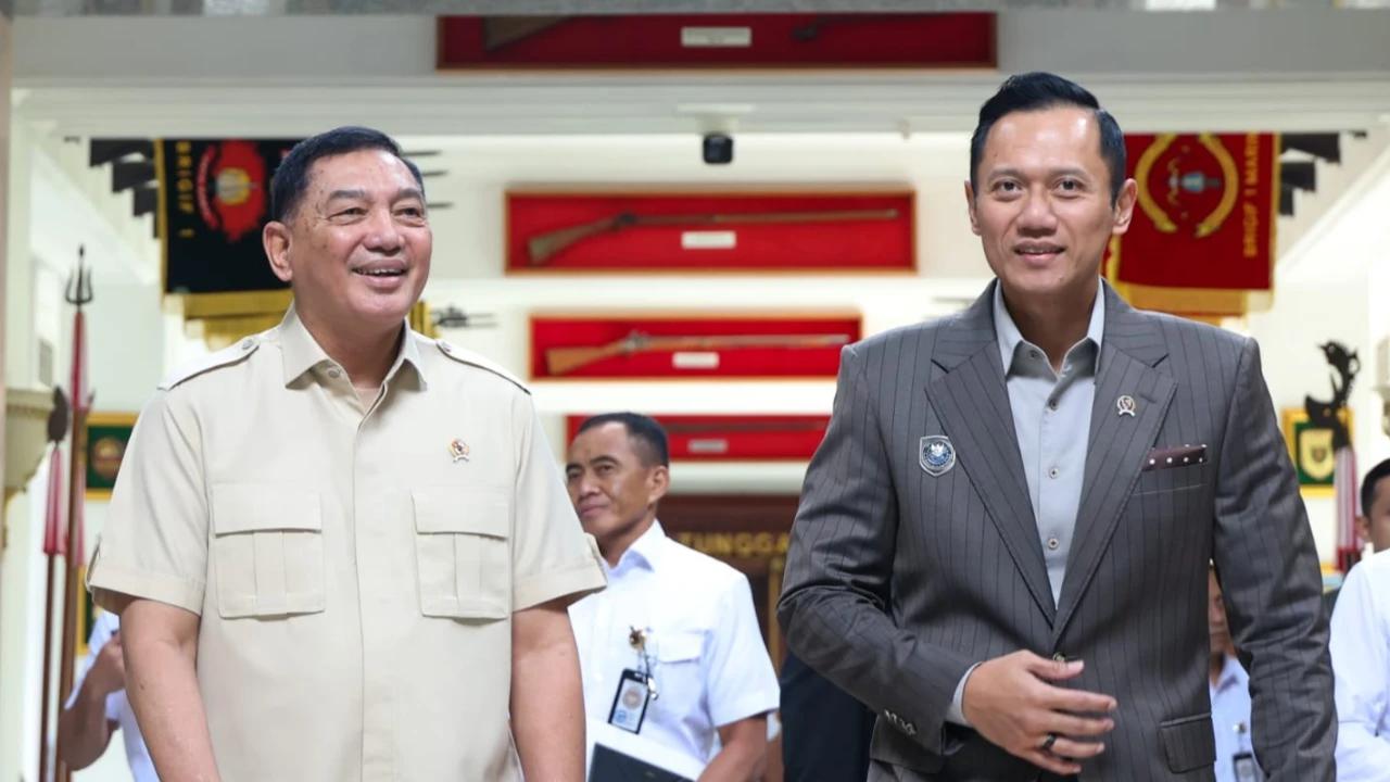 FOTO: Menko AHY dan Menhan Sjafrie Perkuat Sinergi Infrastruktur dan Pertahanan