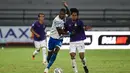 Pada menit ke-66 giliran tendangan salto Bruno Cantanhede masih mampu ditepis Dikri Yusron. (Persib.co.id)