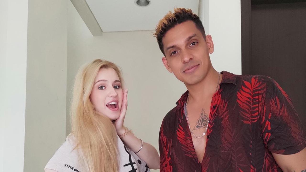 Robby Shine dan Natasya Shine