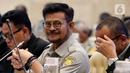 Menteri Pertanian Syahrul Yasin Limpo (tengah) saat rapat kerja dengan Komisi IV DPR di Gedung Nusantara, Kompleks Parlemen, Senayan, Jakarta, Senin (17/2/2020). Rapat ini tindak lanjut dari Rapat Dengar Pendapat (RDP) sebelumnya terkait program kerja tahun anggaran 2020. (Liputan6.com/Johan Tallo)