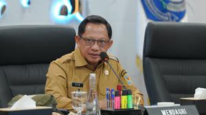Sekolah di Makassar PJJ karena BBM Langka, Ini Respons Mendagri