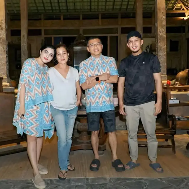 Inspirasi Padu Padan Batik ala Ashanty, dari Kebaya Elegan hingga Busana Santai untuk Liburan