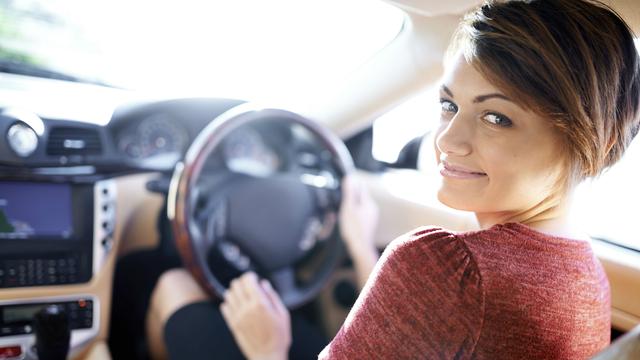 [Bintang] Ilustrasi Naik Mobil