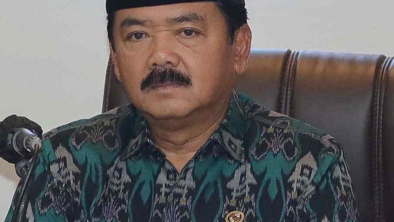 FOTO: Menkopolhukam Hadi Tjahjanto Gandeng MUI Ajak Masyarakat Jaga Keharmonisan Setelah Pemilu 2024