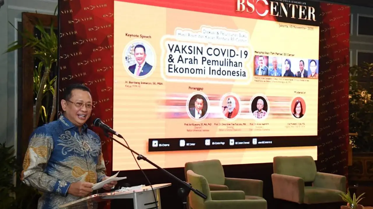 Bamsoet saat menjadi keynote speech diskusi dan pelucuran buku BS Center berjudul 'Vaksin Covid-19 dan Arah Pemulihan Ekonomi Indonesia', di Jakarta