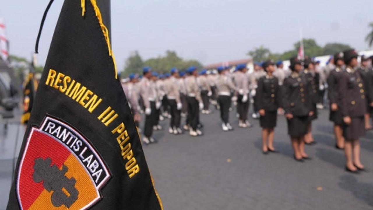Ribuan polisi bersenjata laras panjang peringati Hari Bhayangkara