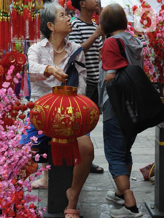 Harga yang ditawarkan pun bervariasi mulai dari harga Rp10.000 sampai dengan Rp1 juta. (merdeka.com/Imam Buhori)