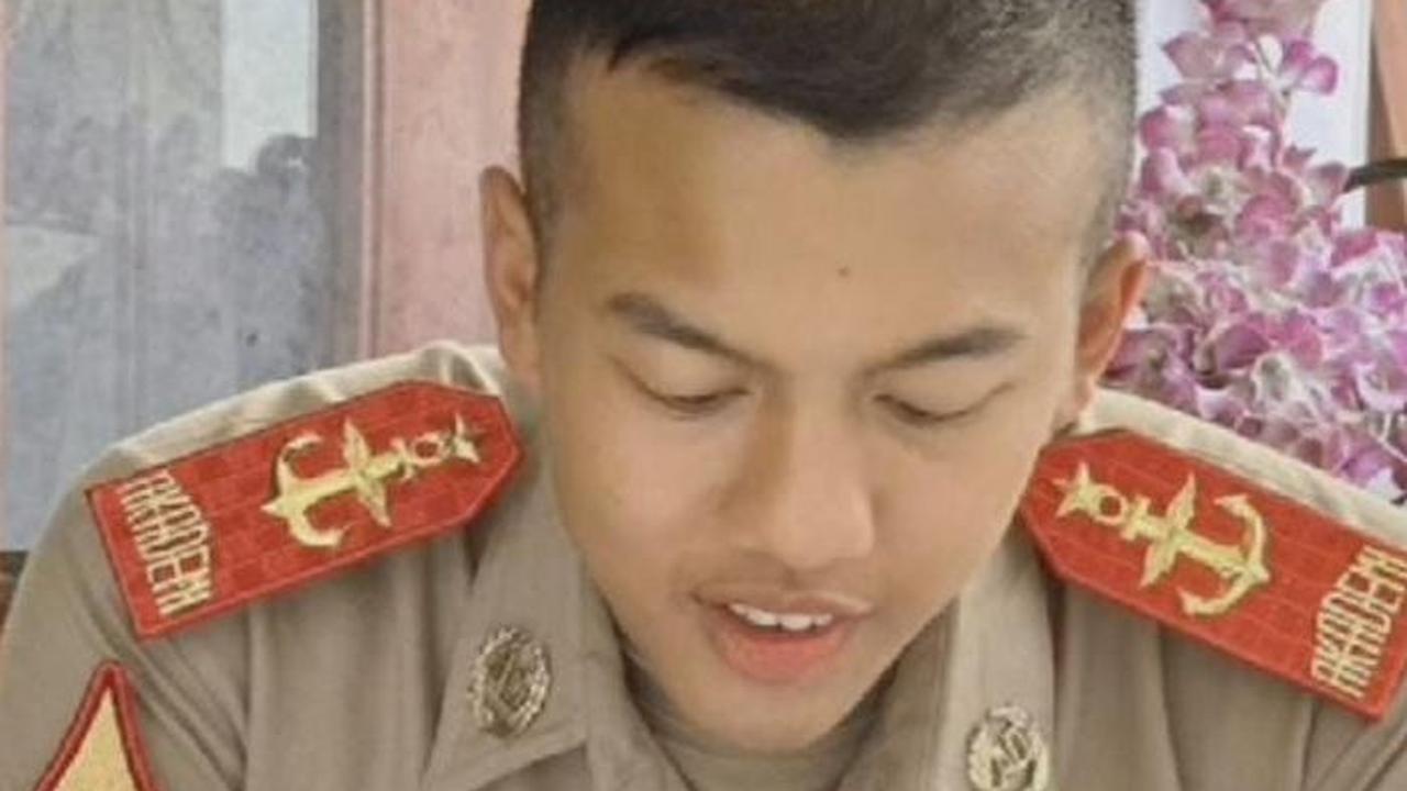 Potret Ganteng dan Gagahnya Putra Sulung Arzeti Bilbina yang Sukses Jadi Tentara