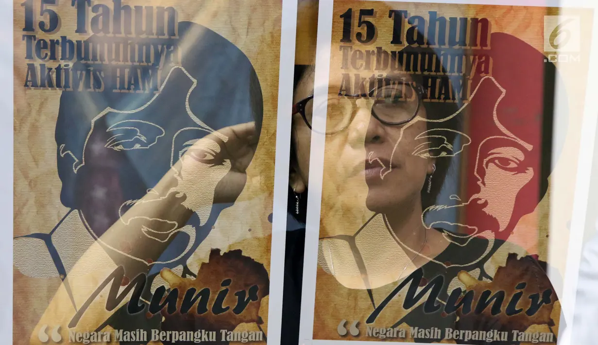 Foto multiple exposure istri aktivis HAM Munir, Suciwati saat menyampaikan keterangan bersama terkait 15 tahun terbunuhnya aktivis HAM Munir di Jakarta, Jumat (6/9/2019). Koalisi Keadilan untuk Munir mendesak pemerintah tegas dan serius menuntaskan kasus Munir. (Liputan6.com/Helmi Fithriansyah)