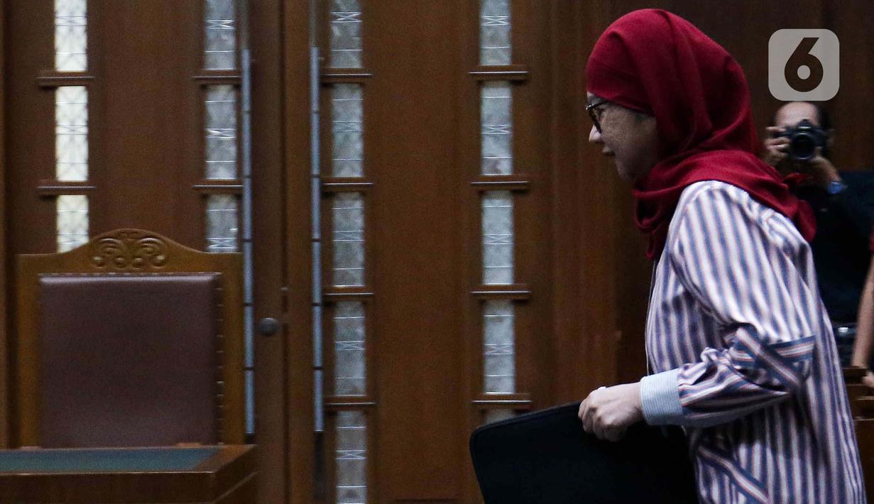 Jaksa menyakini terdakwa Karen Agustiawan bersalah melakukan korupsi terkait pembelian liquefied natural gas (LNG) atau gas alam cair. (Liputan6.com/Herman Zakharia)