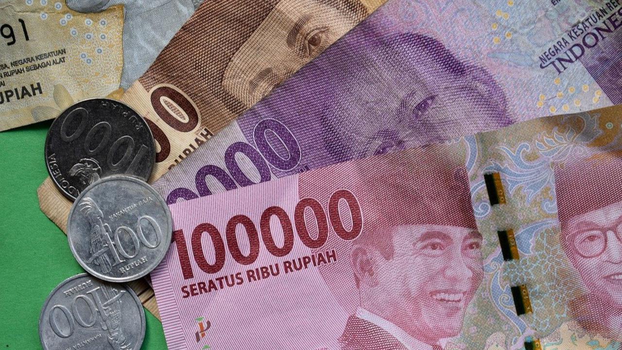 Kurs Rupiah Diprediksi Tembus Rp17.000 per Dolar AS
