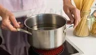 Penyebab Panci Stainless Steel Terlihat Keruh dan Cara Membersihkannya