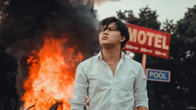 Rizky Febian.
