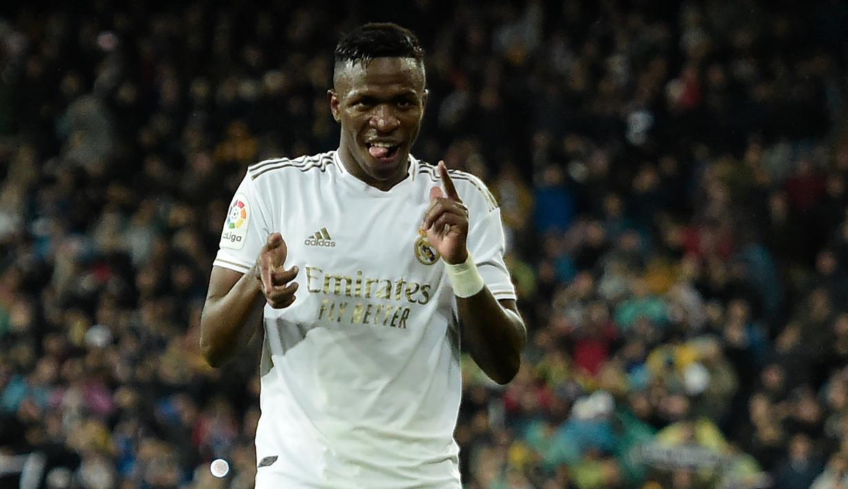 20. Vinicius Junior (Real Madrid) - Vinicius Junior memang pantas disebut sebagai wonderkid Real Madrid. Pemain asal Brasil ini mampu menunjukan kualitasnya sebagai pemain berbakat saat membawa Real Madrid menang atas Real Valladolid lewat gol tunggalnya. (AFP/Oscar Del Pozo)
