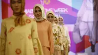 Berikut tren busana untuk Ramadan yang nyaman dan stylish dalam fashion show Hijab Dept bertajuk Limitless Journey.