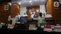 KPK Pamerkan 30 Tas Mewah Rafael Alun, Dari Christian Dior hingga Louis Vuitton