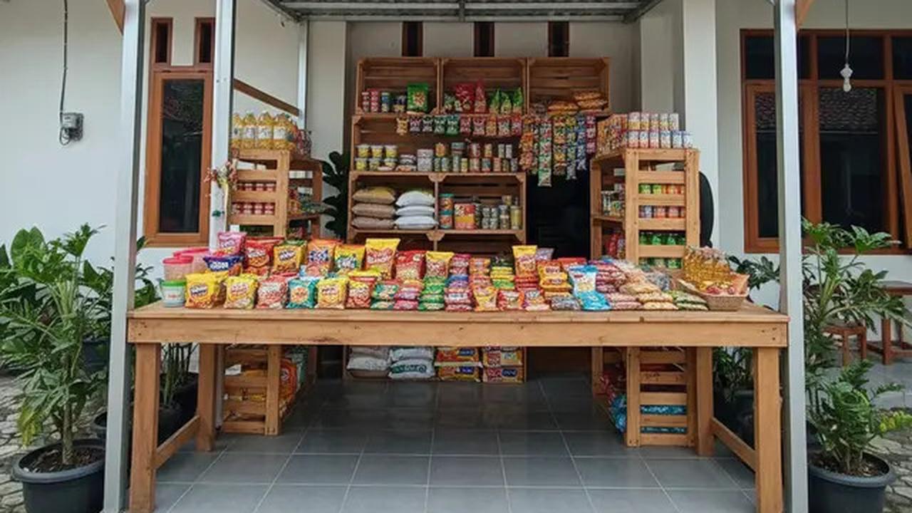 7 Inspirasi Warung Sembako Terbuka di Teras Rumah yang Hemat Tempat