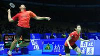 Pasangan ganda campuran Indonesia, Praveen Jordan/Debby Susanto, lolos ke babak kedua Kejuaraan Asia Bulutangkis 2016 di Wuhan, China, Selasa (26/4/2016). (Bola.com/PBSI)