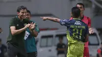 Frets Butuan yang baru diturunkan Luis Milla pada pertengahan babak kedua berhasil mencetak gol pada menit ke-79 dan menutup pertandingan ini menjadi 3-1 kemenangan bagi Persib Bandung. (Bola.com/Bagaskara Lazuardi)