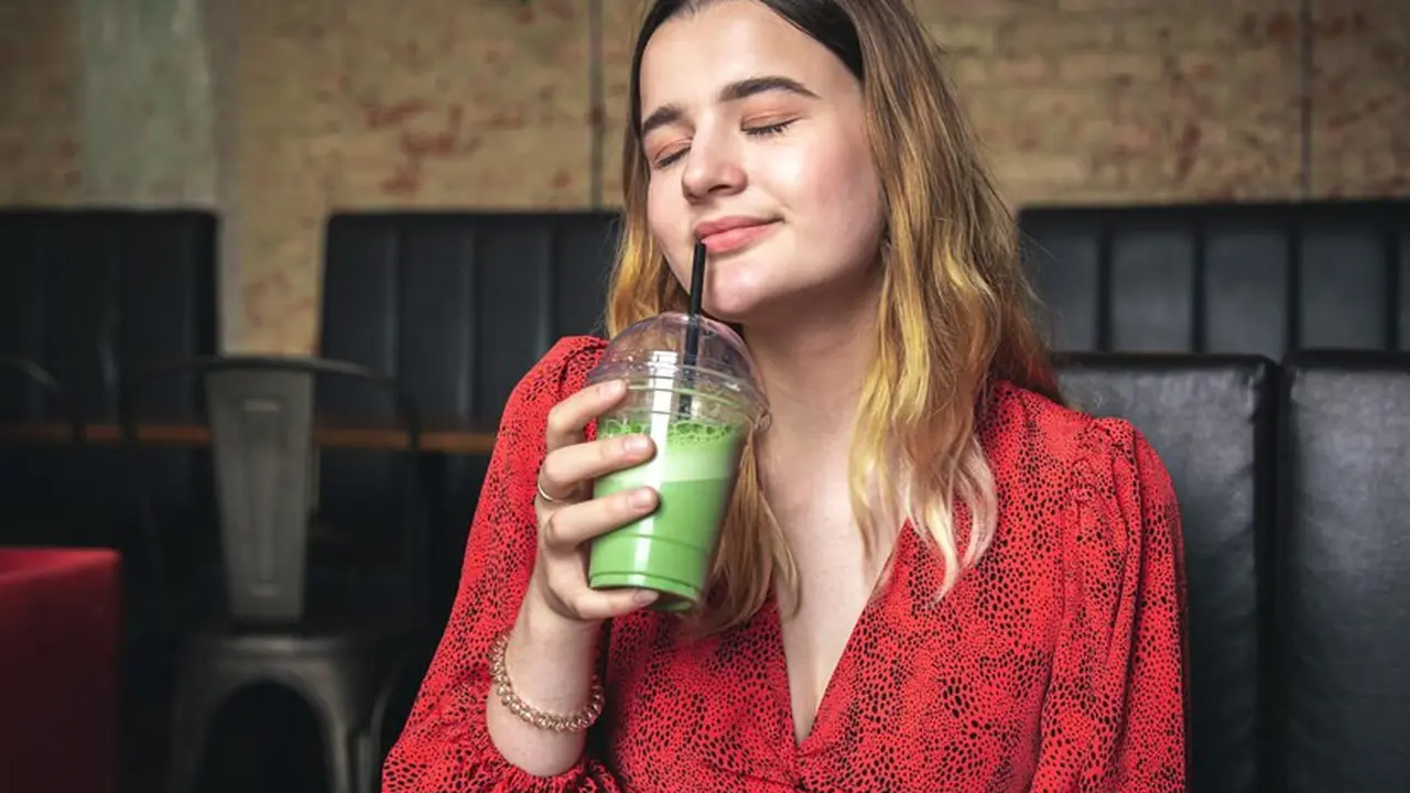 matcha vs teh hijau