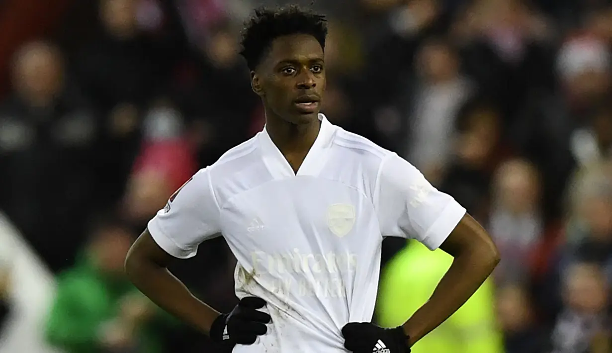 Langkah Arsenal untuk mengkampanyekan No More Red mendapat dukungan dari Adidas selaku sponsor klub dengan memproduksi jersey serbaputih yang bersifat spesial dan tidak untuk diperjualbelikan. (AFP/Daniel Leal)