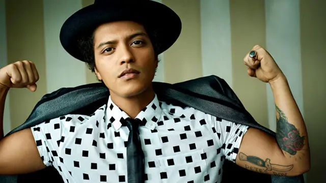 bruno-mars-131203b.jpg