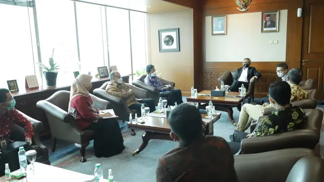 Otoritas Jasa Keuangan (OJK) bersinergi dengan Hipmi percepat pemulihan ekonomi.