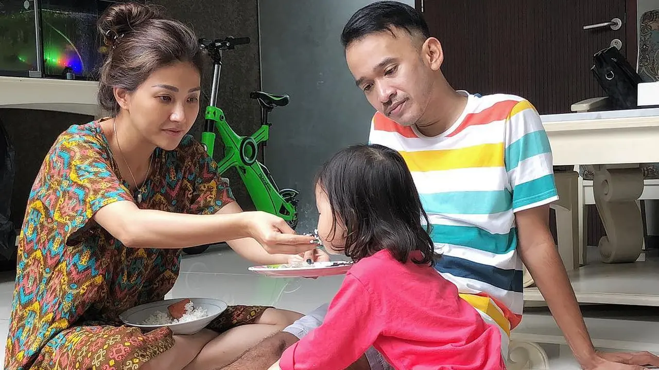 [Bintang] Ruben Onsu dan Sarwendah