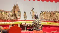 Pergelaran Wayang Kulit Bima Kridha Meriahkan HUT TNI ke-78 di Paramaribo, Suriname. Dok: Kemlu RI