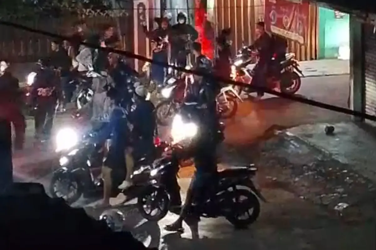 Aksi Diduga Geng Motor Serbu Kampung Lio Sukabumi, Warga Turun Tangan