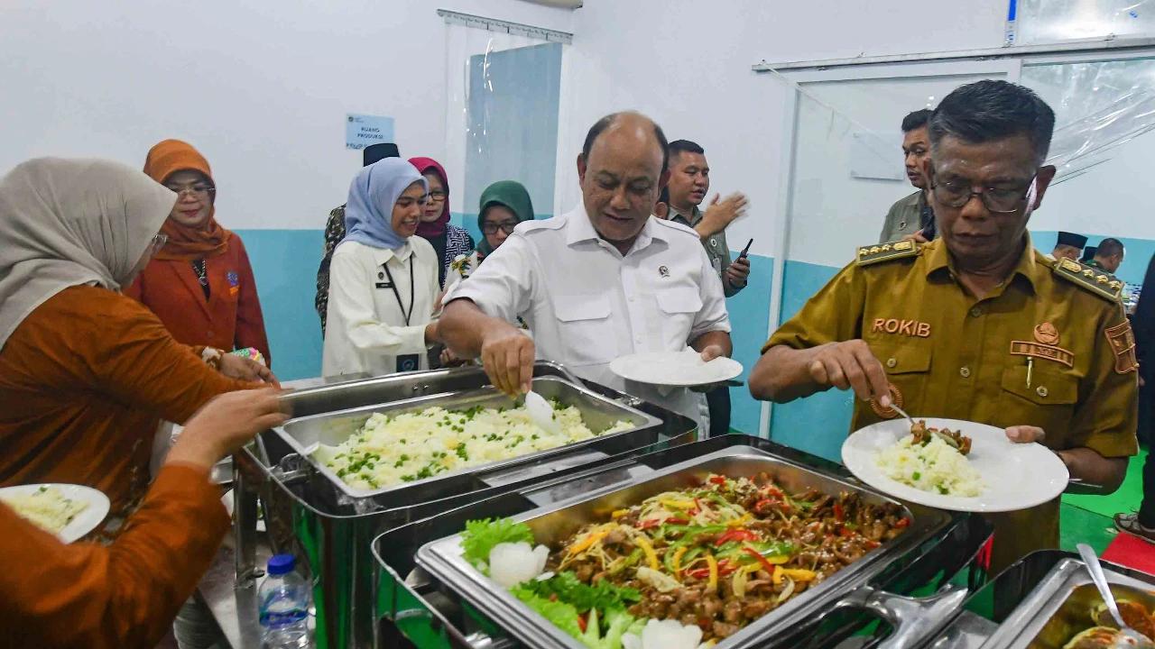 FOTO: Dapur SPPG Terintegrasi di Tanah Sareal Bogor Layani Puluhan Ribu Penerima Manfaat