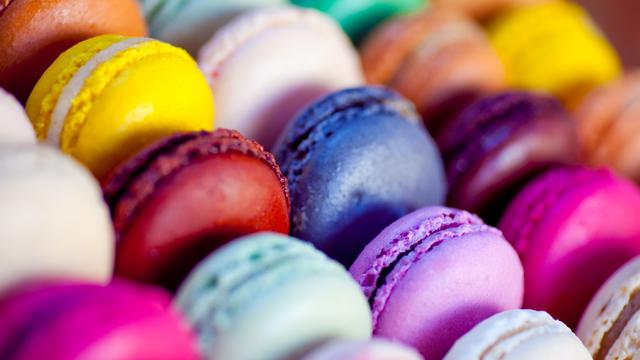 Sejarah macaron bisa dilacak sejak Abad ke-16.