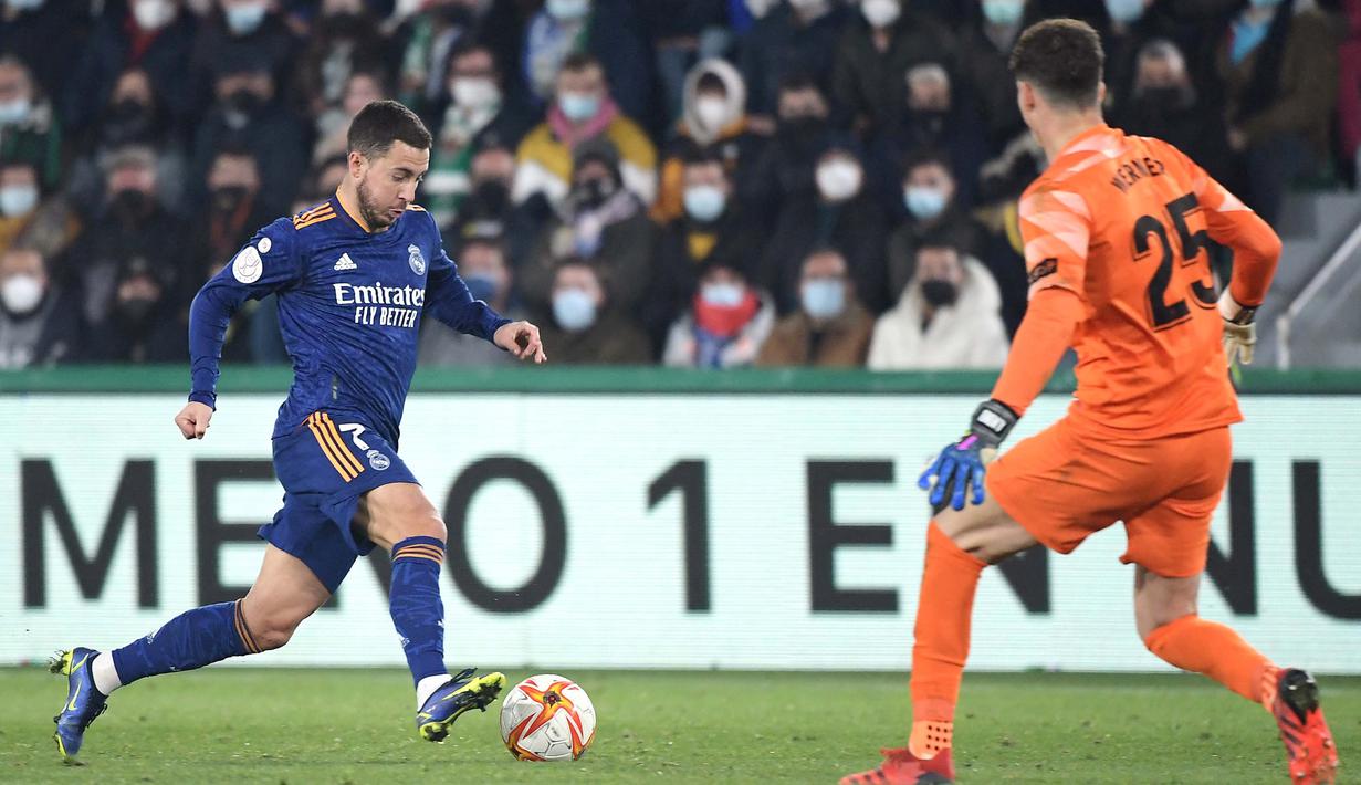 Pada 7 Juni 2019 Hazard resmi meninggalkan Chelsea dan berlabuh ke Real Madrid. El Real menebus pemain Belgia itu dengan mahar mencapai 100 juta Euro. (AFP/Jose Jordan)