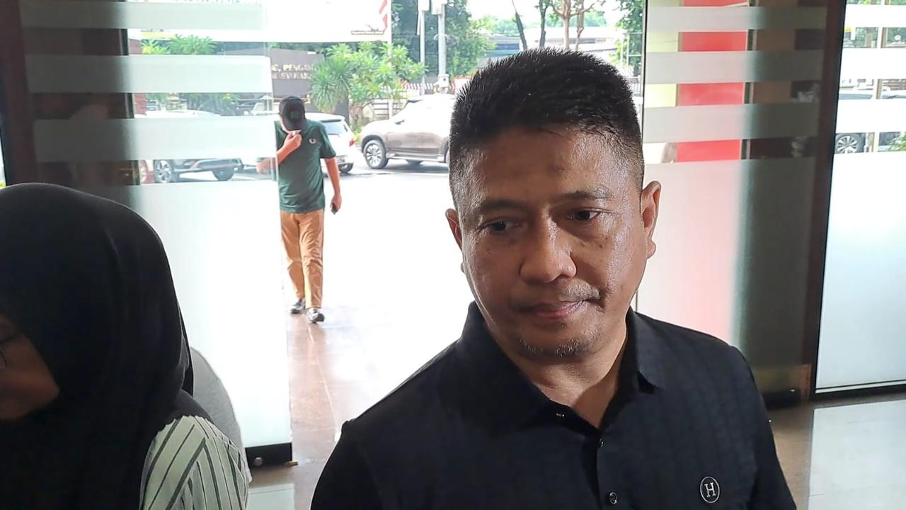 Ayahanda Chandrika Chika