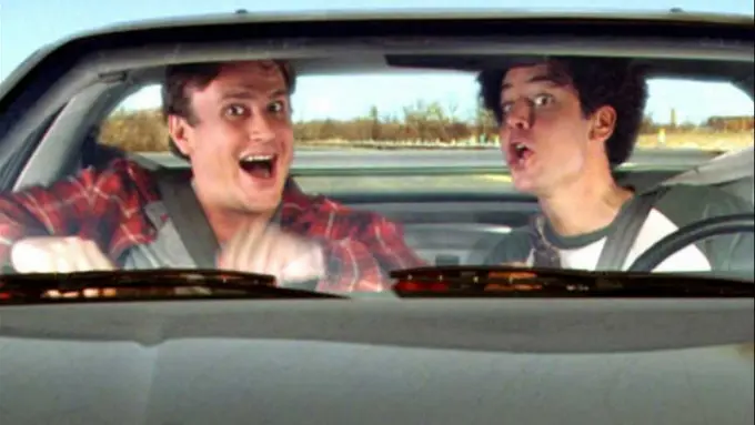 9 Hal Memalukan Ini Dilakukan Kamu dan Sahabatmu Saat Berkendara