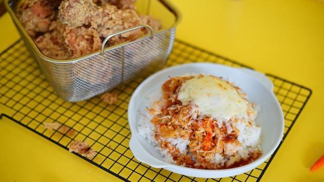 ayam geprek mozarella