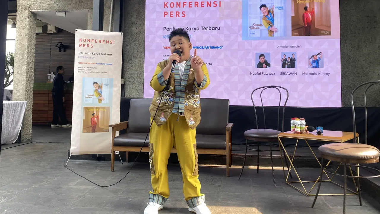 Krishna Sakti dalam konferensi pers Perilisan Karya Terbaru Krishna Sakti yang dihelat di Jakarta, Kamis (8/10/2026). (Liputan6.com/Nola Vemiliana)