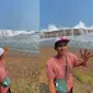 Tangkapan layar pemandangan Pantai Karang Taraje yang unik dan punya karang penghalang serta air terjun. (dok. Instagram @sawarnabeach/https://www.instagram.com/reel/C7gTVbdyW6J/?utm_source=ig_web_copy_link/Rusmia Nely)