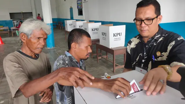 Romansa Pasutri Tunanetra di TPS 19, Korban Tsuname Aceh Mengejar Cinta ke Palembang