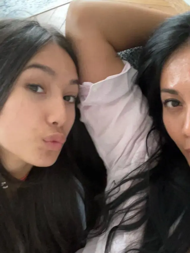 Anggun C Sasmi dan Putrinya Kirana