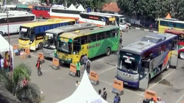 Pemudik di terminal kampung rambutan naik 400 persen