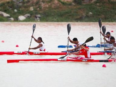 Tim Kano Indonesia sukses meraih medali emas pada nomor Mixed Kayak Four 500 m di SEA Games Thailand 2025. (Foto: NOC Indonesia/Tetuko Mediantoro)
