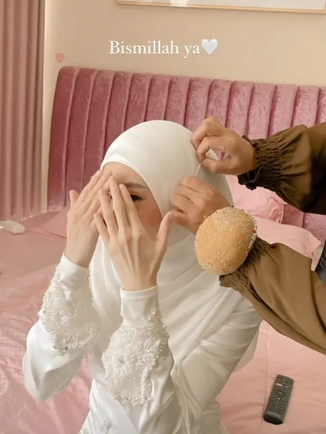 Akad Nikah Larissa Chou dan Ikram Rosadi
