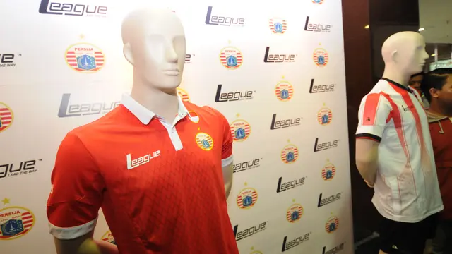 Penampakan Kostum Anyar Persija di ISL 2015