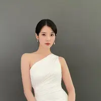 Seorang IU. (Foto: Instagram/dlwlrma)