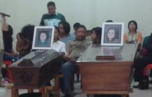 Suami tangisi jasad istri & anaknya yang tewas dibunuh di Cakung