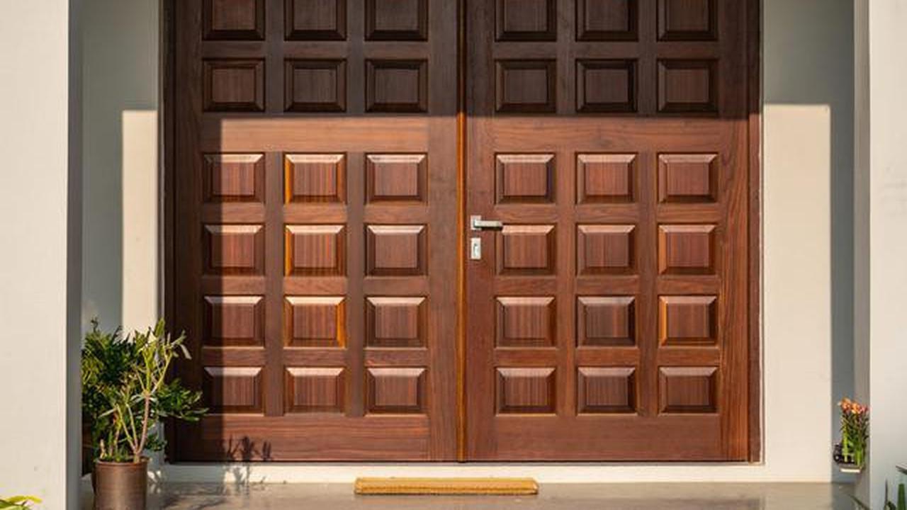 8 Model Pintu Rumah dari Triplek yang Awet dan Murah, Solusi Murah tapi Tetap Elegan