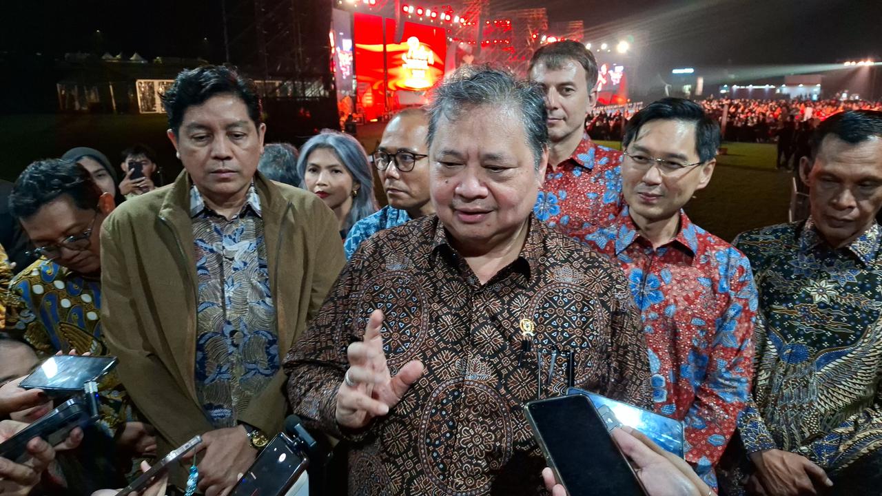 Menko Airlangga Ajak Pemilik Warung Kelontong SRC Gabung Koperasi Desa Merah Putih