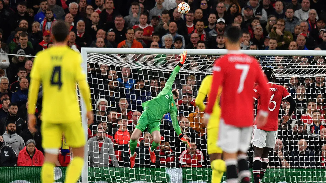 Foto: Dramatis, Cristiano Ronaldo Tentukan Kemenangan 2-1 Manchester United atas Villarreal di Liga Champions 2021 / 2022