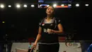 Pebulutangkis putri Indonesia, Lindaweni Fanetri harus mengakui ketangguhan Nichaon Jindapon (Thailand) saat bertanding di ajang Indonesia Open 2014 di Jakarta, (18/6/2014). (Liputan6.com/Helmi Fithriansyah)